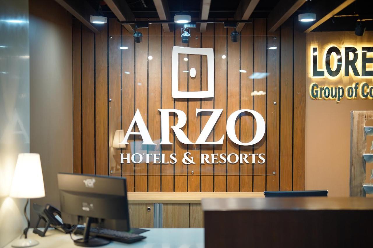 Arzo Hotel Premier Makati City Buitenkant foto