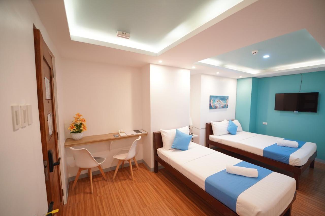 Arzo Hotel Premier Makati City Kamer foto